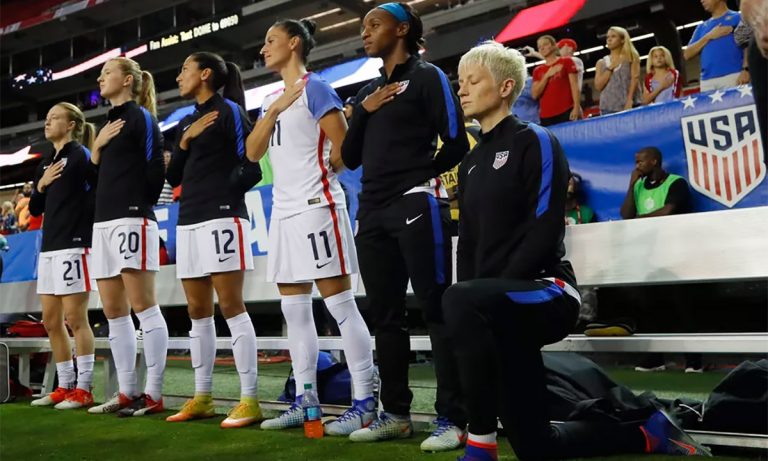 L‘hymne national américain fait encore jaser