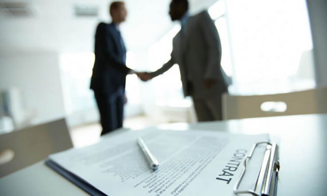 hockey et les clauses de contrats de travail